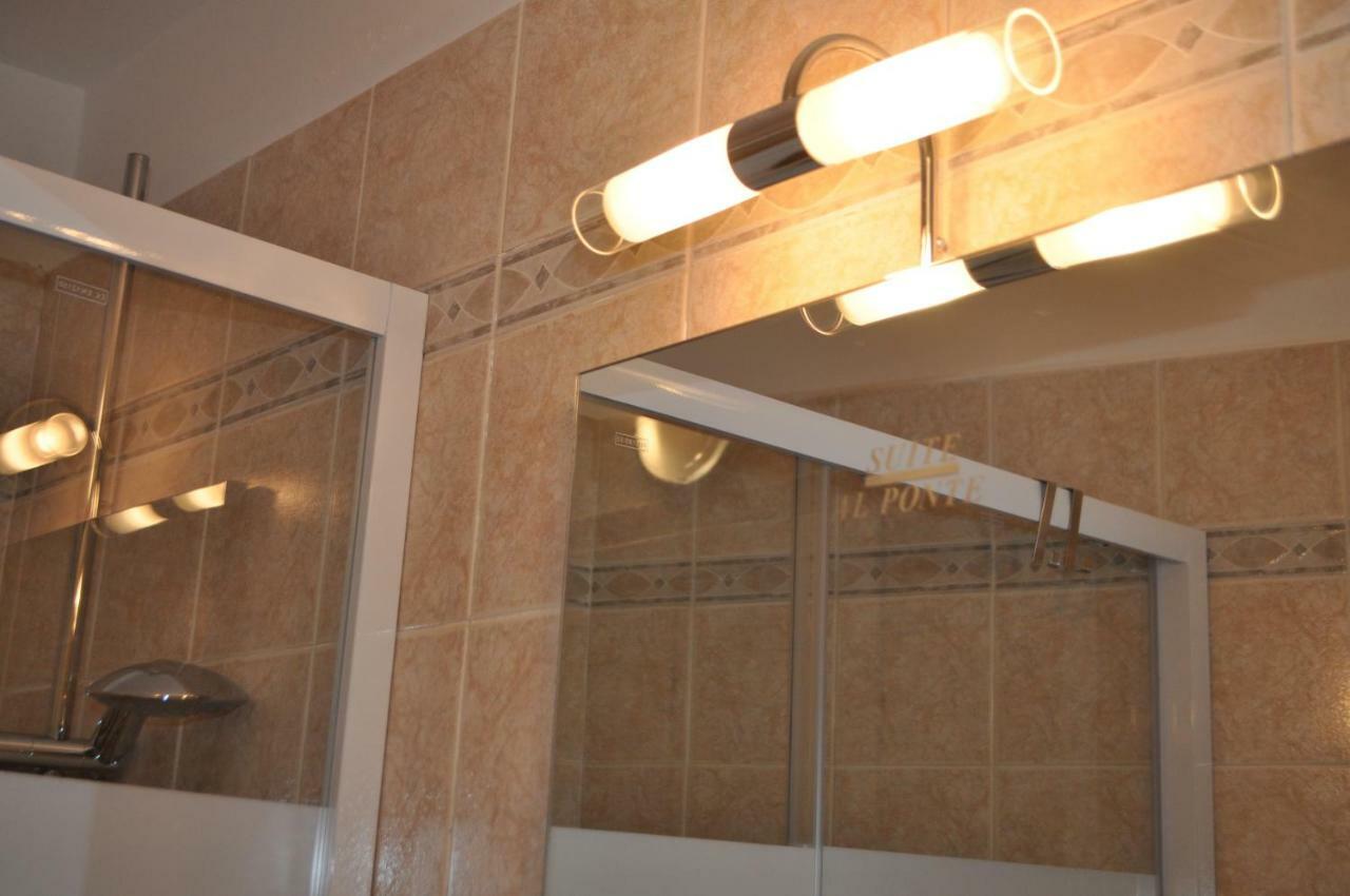 Suite Al Ponte Taranto Luaran gambar