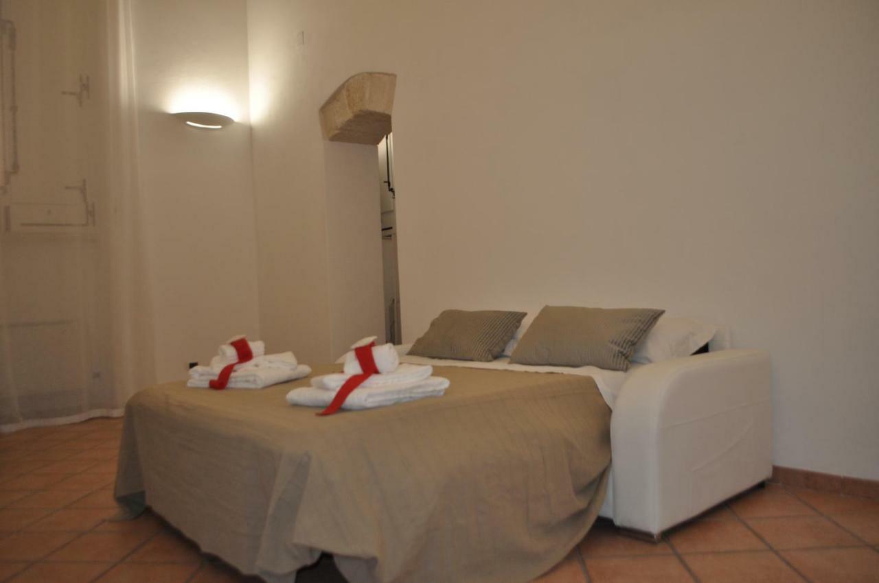 Suite Al Ponte Taranto Luaran gambar